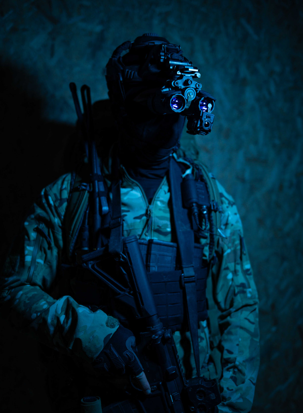 X-RAY WING RADIO POUCH